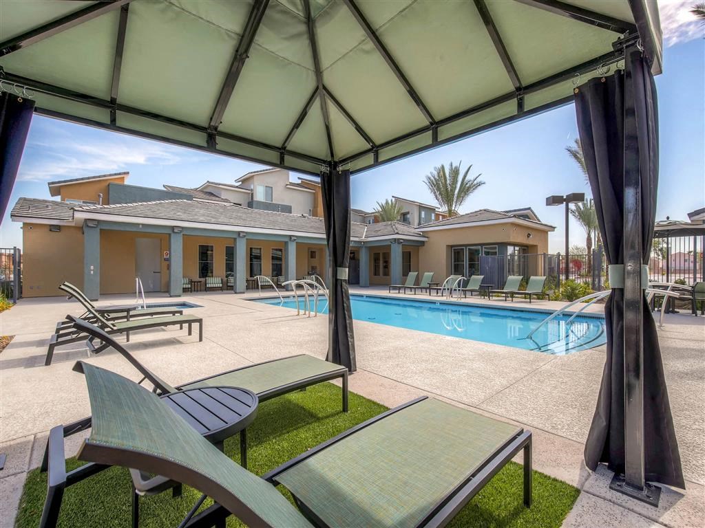 Martin Apartments | Las Vegas | Gazebo