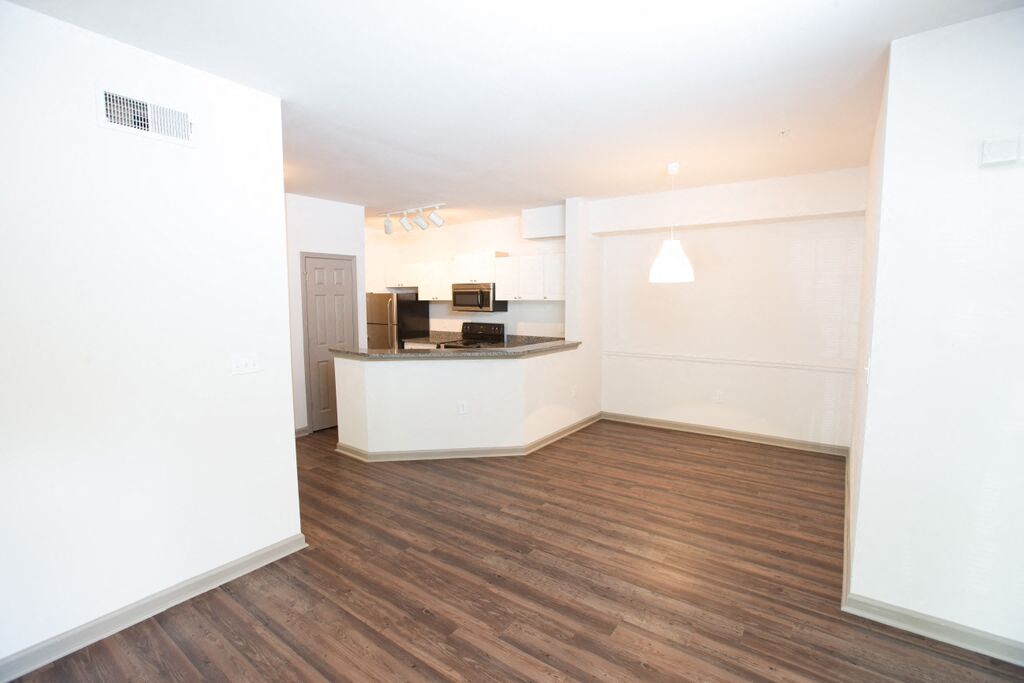 Interior Wideview at Highland View Apartments, Atlanta, 30306