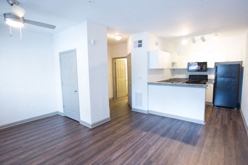Wide Angle Kitchen View at Highland View Apartments, Atlanta, GA, 30306