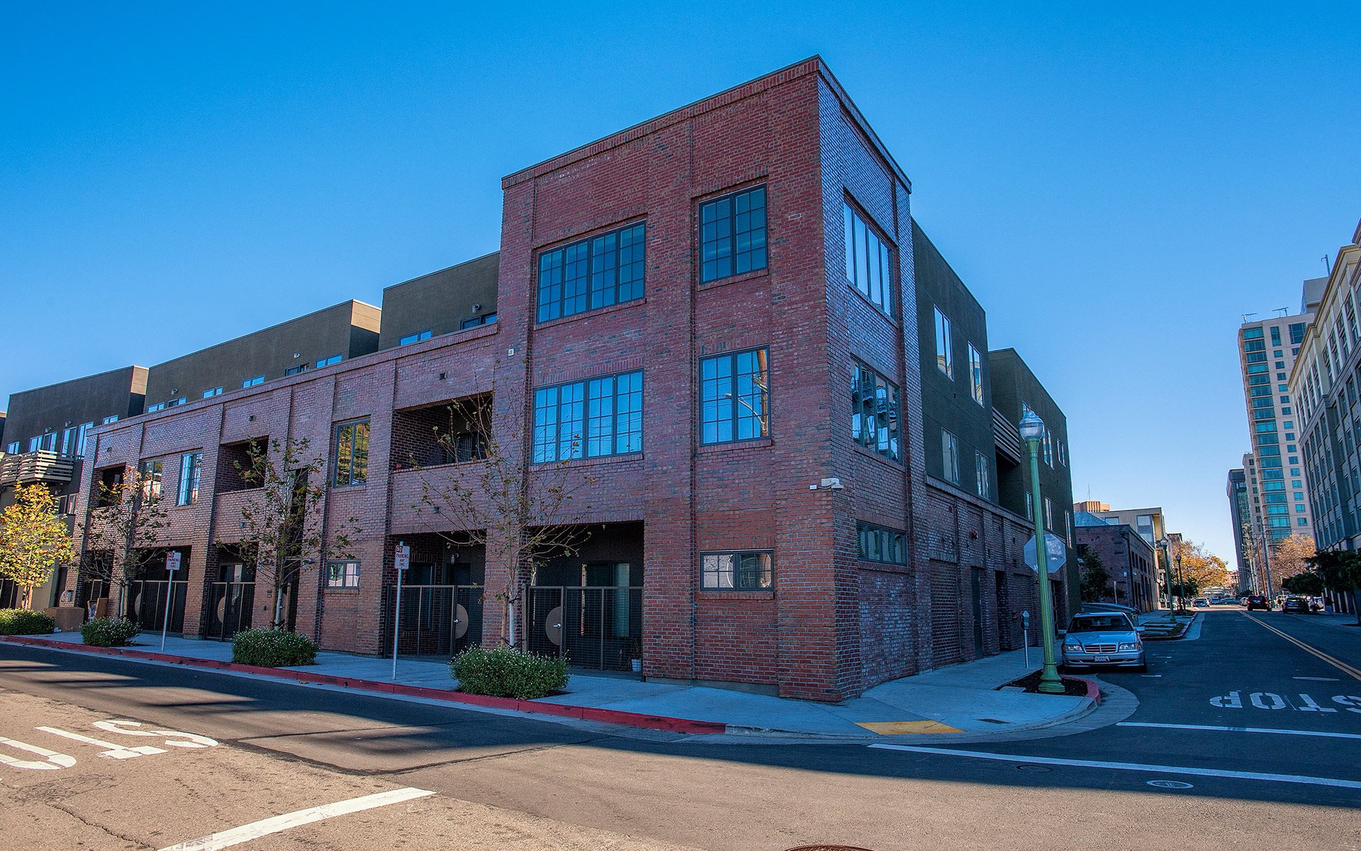 Apartments in Downtown Oakland, CA Mason at Hive Apts