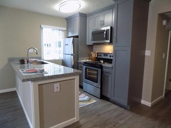Full kitchen view 1481 Exposition Blvd., Sacramento, CA 95814 - Photo Gallery 6