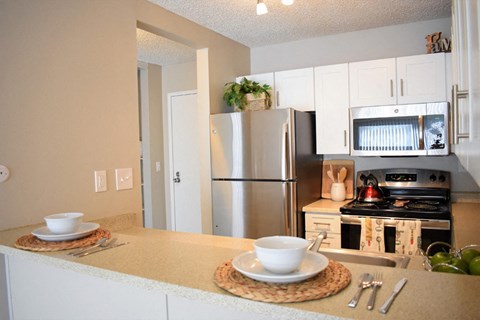 Parc Station | Breakfast Counter Breakfast Counter | Parc Station Apartments in Santa Rosa, CA