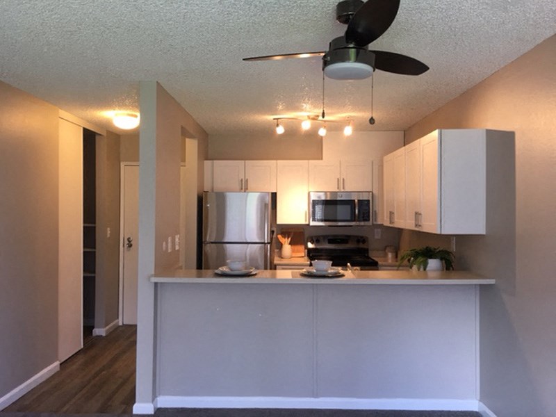 Kitchen | Parc Station Apartments in Santa Rosa, CA 95401