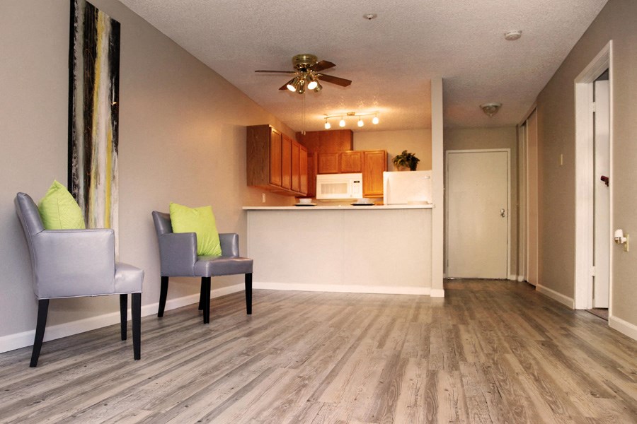 Living Room and Kitchen| Parc Station Apartments in Santa Rosa, CA