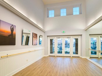 Pearl Creek Apartments1298 Antelope Creek Drive Roseville, CA 95678