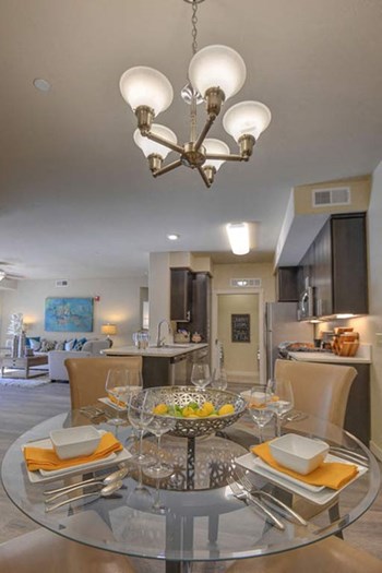 Apartments Roseville - Pearl Creek - Dining Room with Lighting Fixture and off of Kitchen Area - Photo Gallery 5