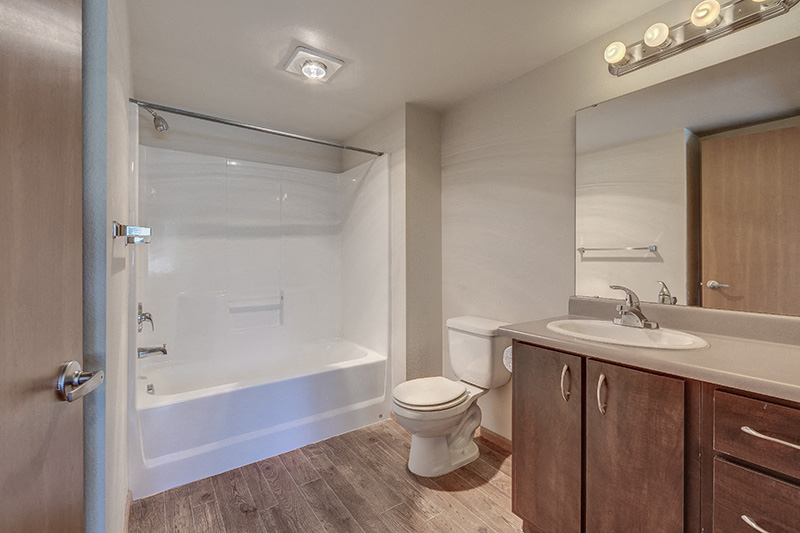 Bathroom | Quilceda Creek apts in Marysville, WA 98271