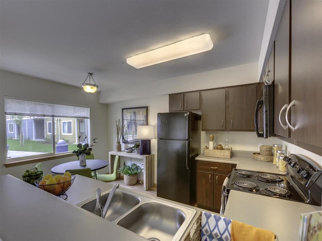 Kitchen area at Quilceda Creek, Marysville, WA 98271