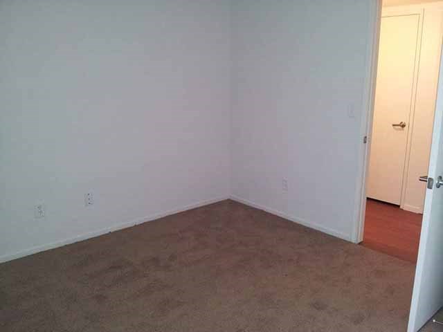 Bedroom   l Santa Fe Apartments in Bakersfield CA