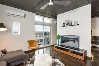 Living Room l Square One Apartments in Sparks NV - Photo Gallery 5