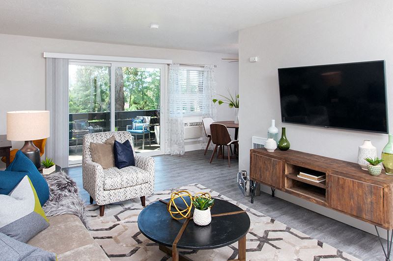 Spacious Living Room | Stoneridge Luxury Apartments in Walnut Creek, CA