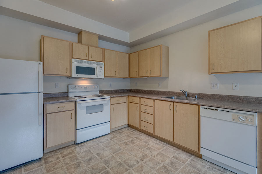 Vintage at Burien Apartments l  Kitchen