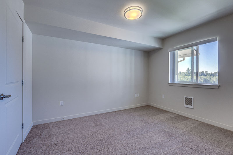 Bedroom Vintage at Lakewood Senior Apartments for rent l Marysville, WA 