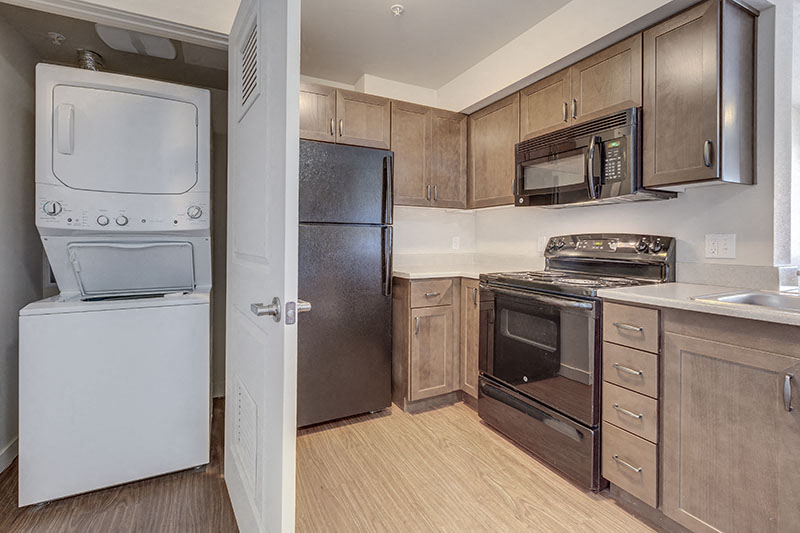 Kitchen washer and dryer Vintage at Lakewood Senior Apartments for rent l Marysville, WA 