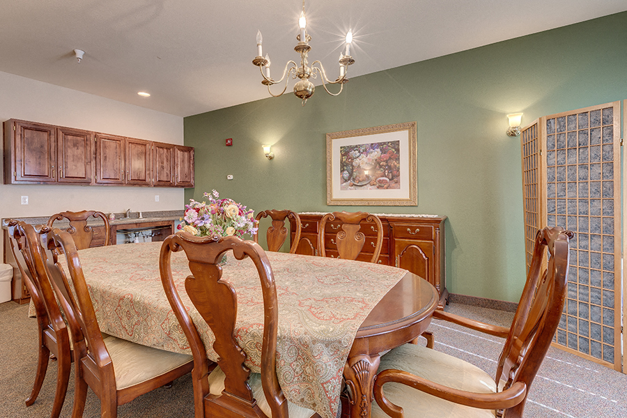Formal Dining Room l Senior Apartments For rent in Richland WA Vintage at Richland WA