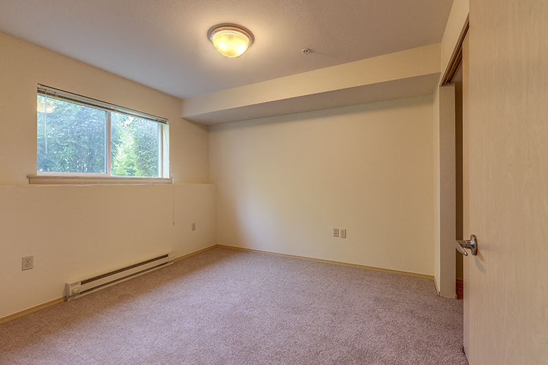 Bedroom Vintage at Spokane Senior Apartments  l Spokane Washington Apts