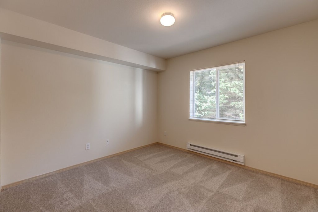 VINTAGE AT VANCOUVER