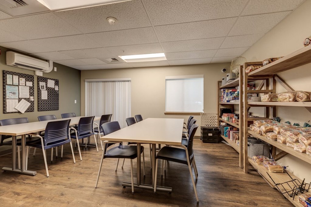 VINTAGE AT VANCOUVER