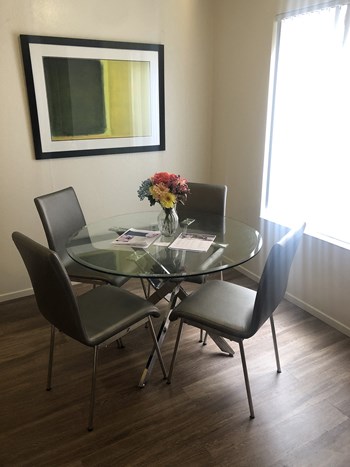 Dining Room l Warring Apartments for rent in Berkeley CA - Photo Gallery 4
