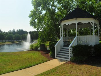 4911 Signature Dr. 2-3 Beds Apartment for Rent - Photo Gallery 6