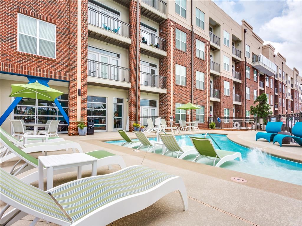 Mini Swimming Pool And Relaxing Area at Greenway at Fisher Park, Greensboro, North Carolina