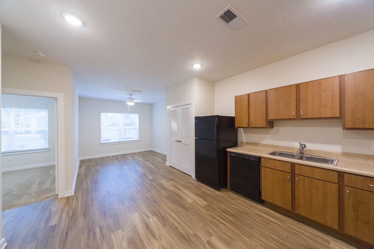 Cassie Gardens Apartment Interior Kitchen
