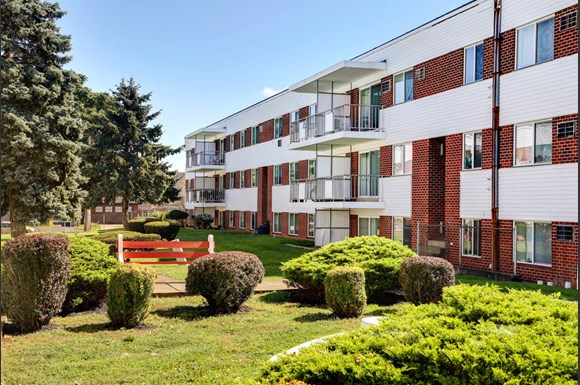 Washington Court Apartments 1901 Washington Blvd Easton Pa