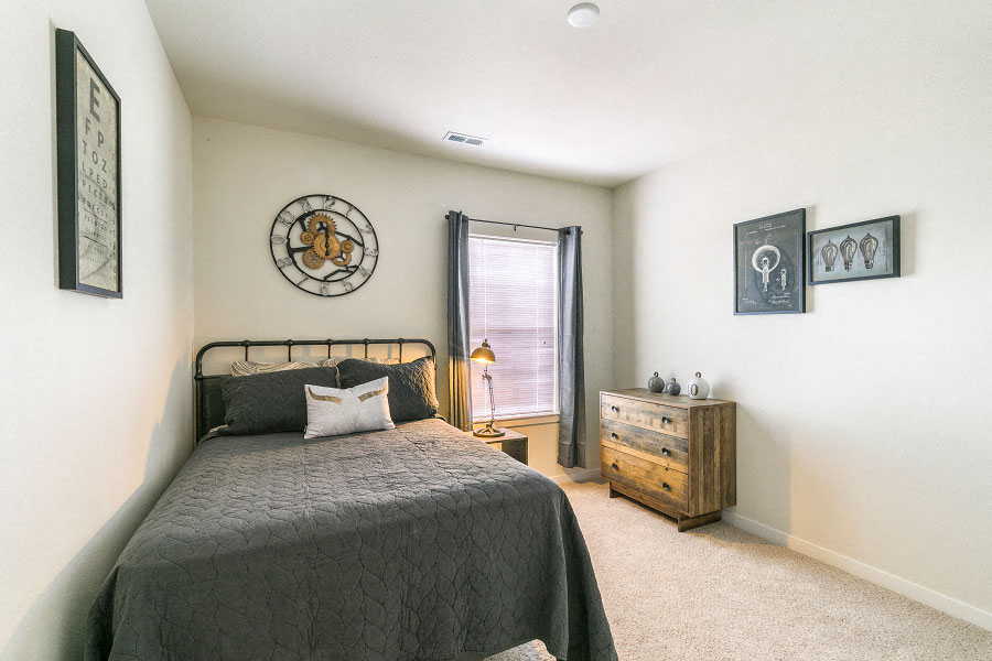 Beautiful Window Coverings at Aventura at Maryland Oaks, Missouri,63146