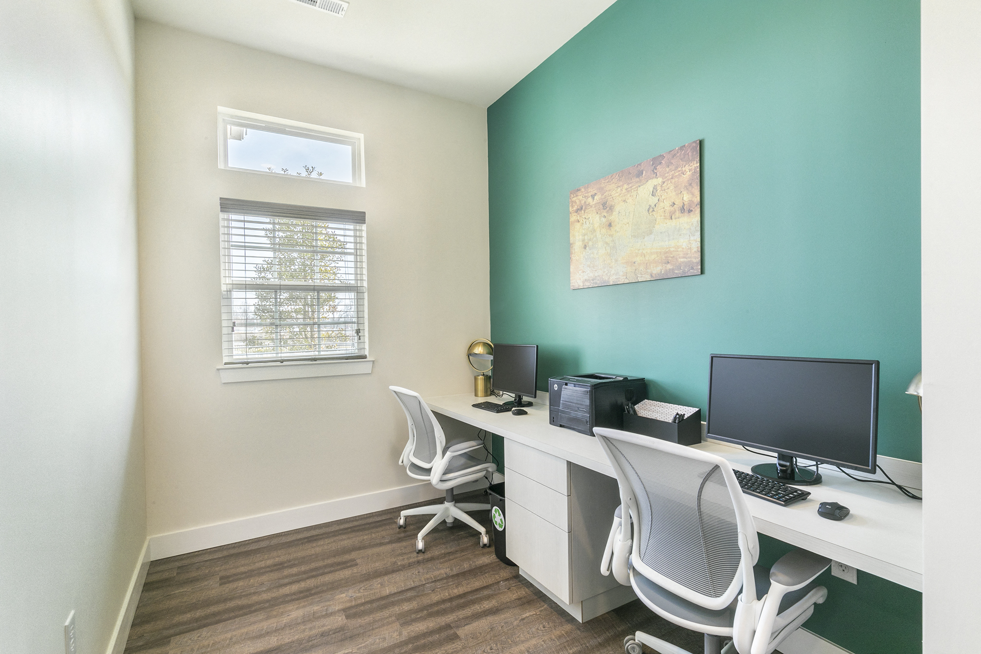 Business Center at Aventura at Maryland Oaks, St. Louis, MO