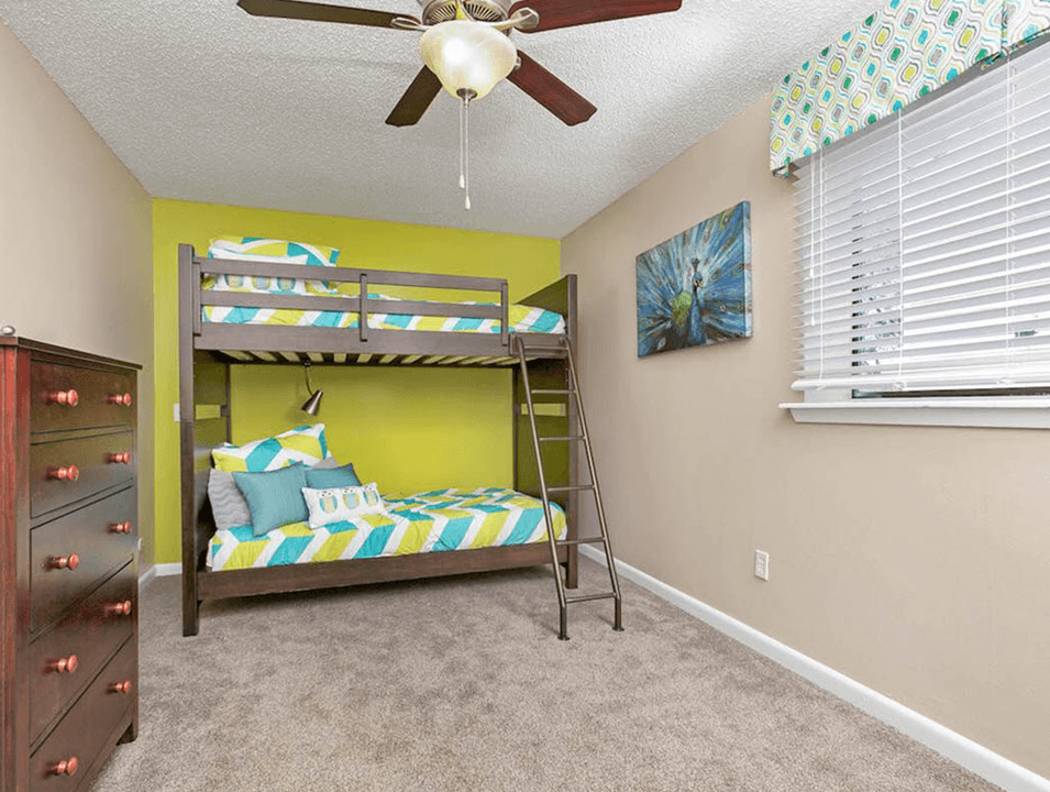 apartment bedroom in Wichita