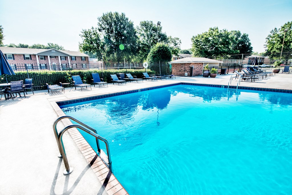 Waterford Square Apartments Pool in Huntsville, AL