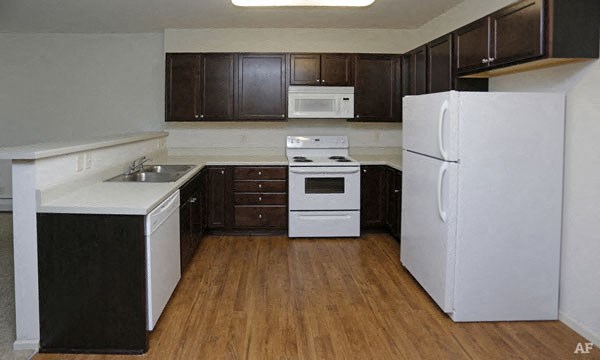 Richard Apartments