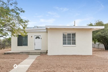 455 W Montana St 3 Beds House for Rent Photo Gallery 1