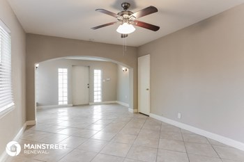 417 SW 22nd Ter 4 Beds House for Rent - Photo Gallery 6