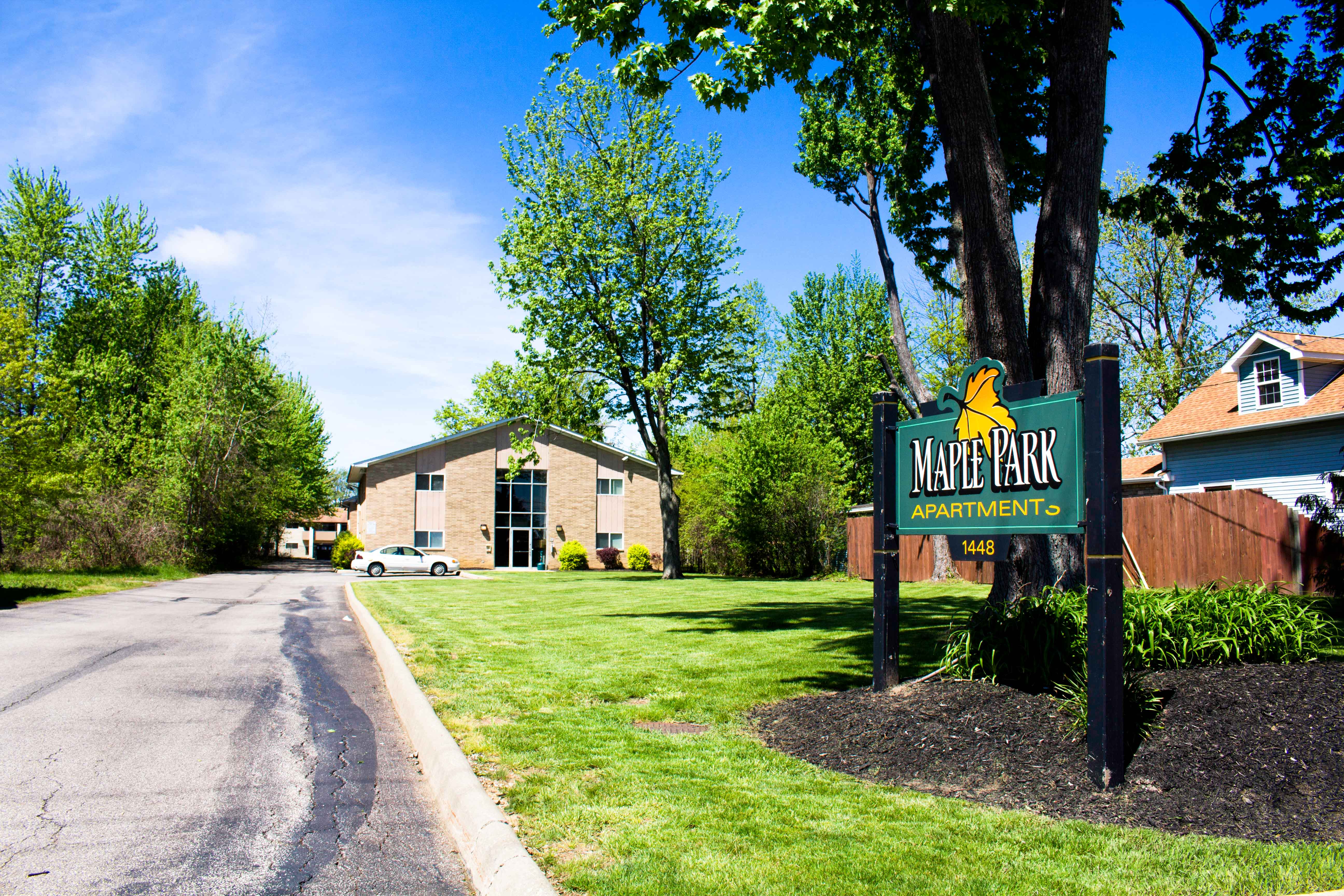 Maple Eastlake Apartments - Maple Park