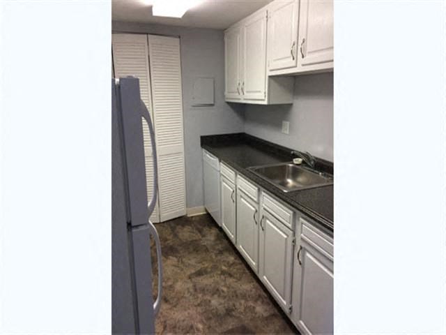 Kitchen Kitchenat Trenton Place Apartments, Ohio, 44094