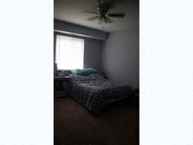 Room with window and fan Room with window and fan at Trenton Place Apartments, Willoughby, OH