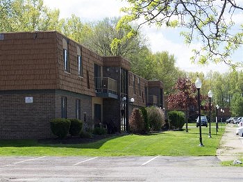34188 Euclid Ave 1-2 Beds Apartment for Rent - Photo Gallery 2