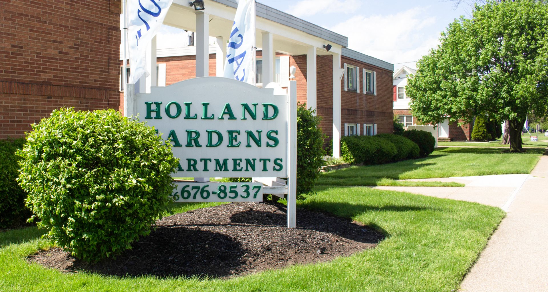 Holland Gardens Apartments Apartments In Brookpark Oh