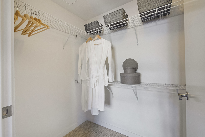 Walk in Closet l Revere Apartments in Campbell, CA