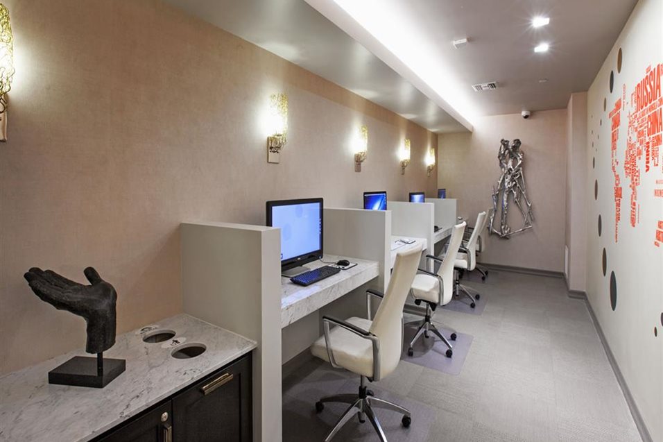 Photos of Terrena Northridge | Apartments in Northridge CA