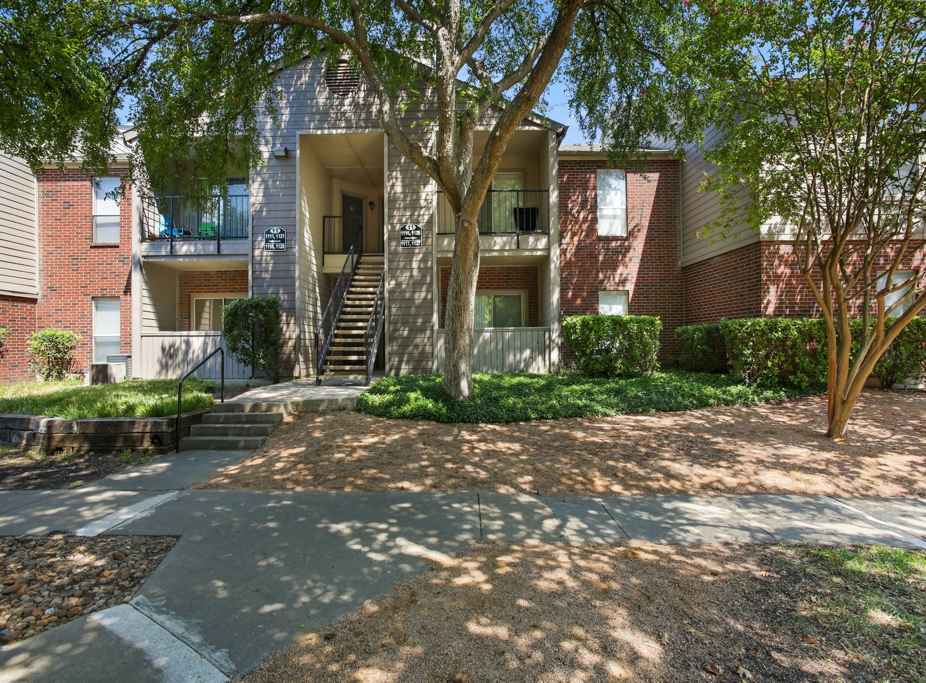 Collin Creek Apartments in Plano, TX