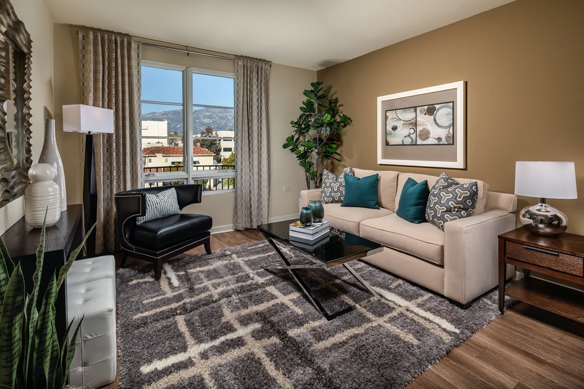 Trio Apartments