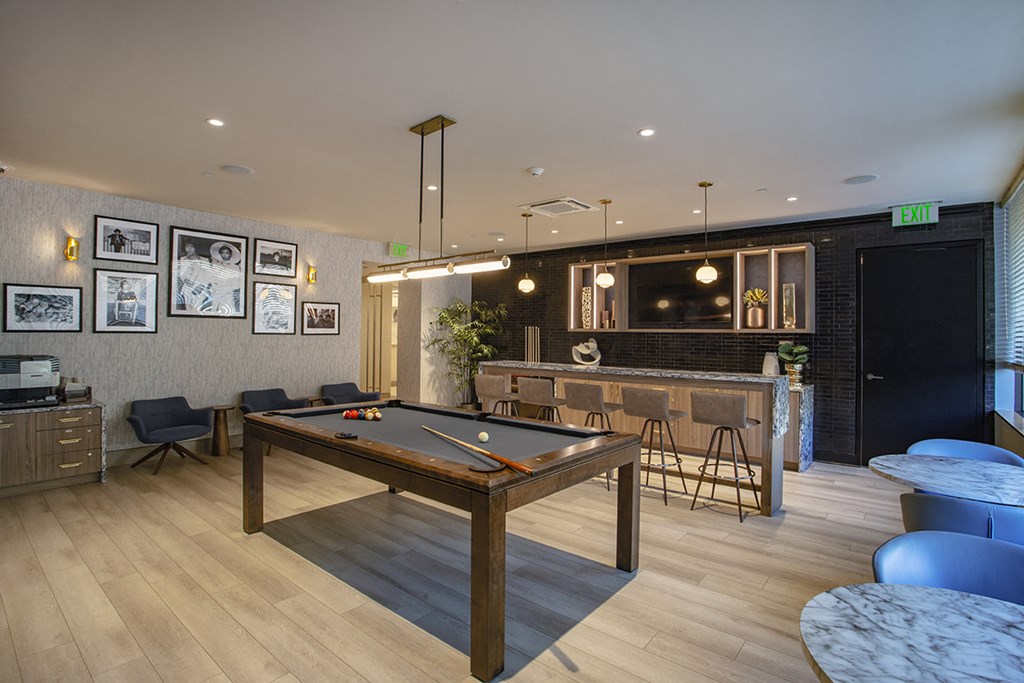 The Metro White Plains Apartments Club Lounge