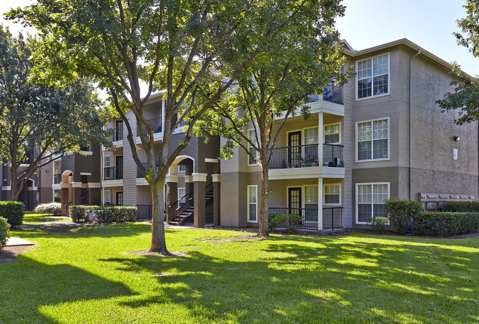 Oak Forest Apartments