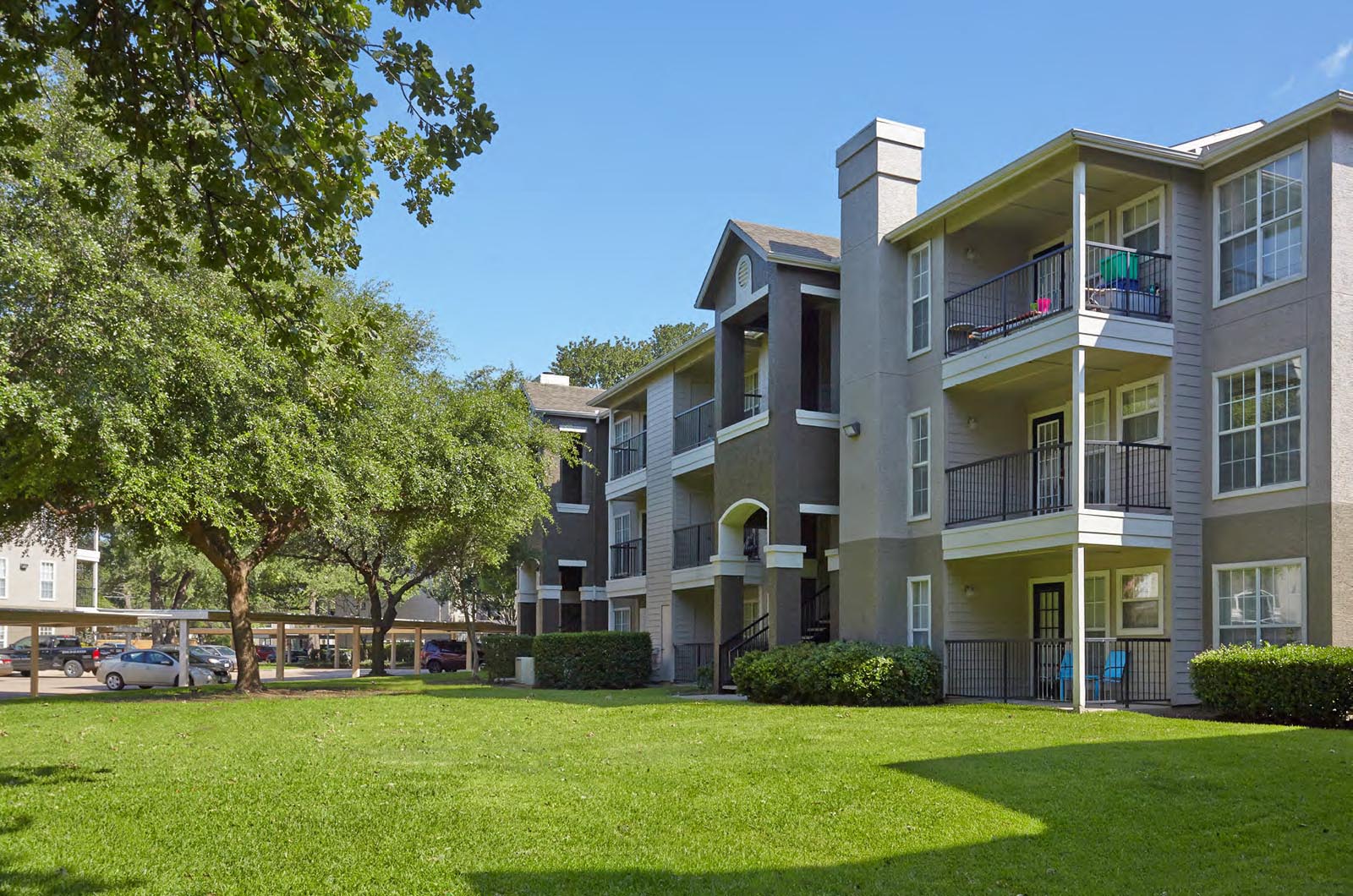 Oak Forest Apartments