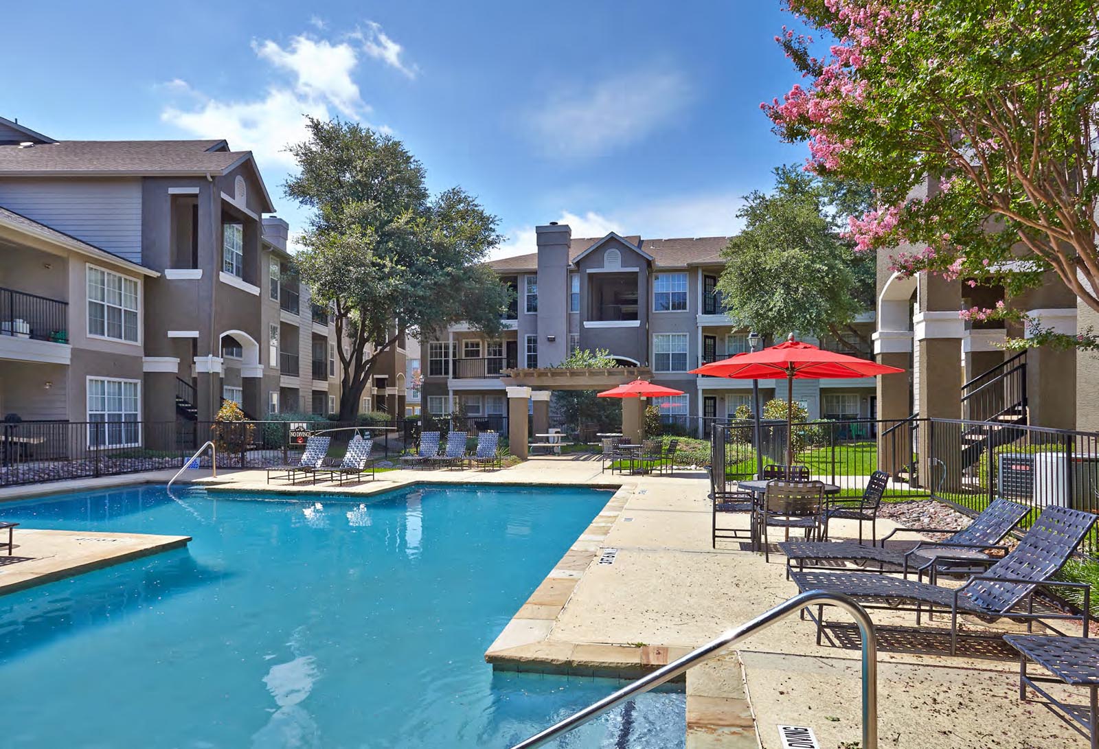 Oak Forest Apartments, 1531 Texas 121 Business, Lewisville, TX - RENTCafé
