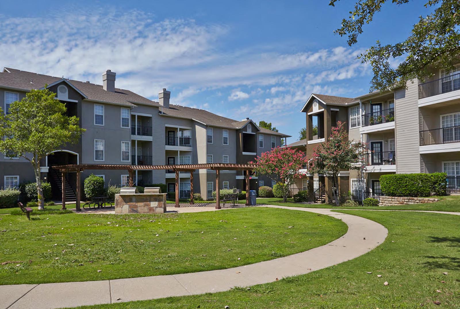 Oak Forest Apartments