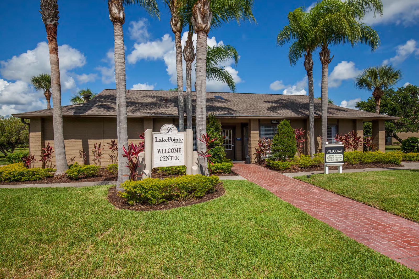 Lake Pointe Apartments