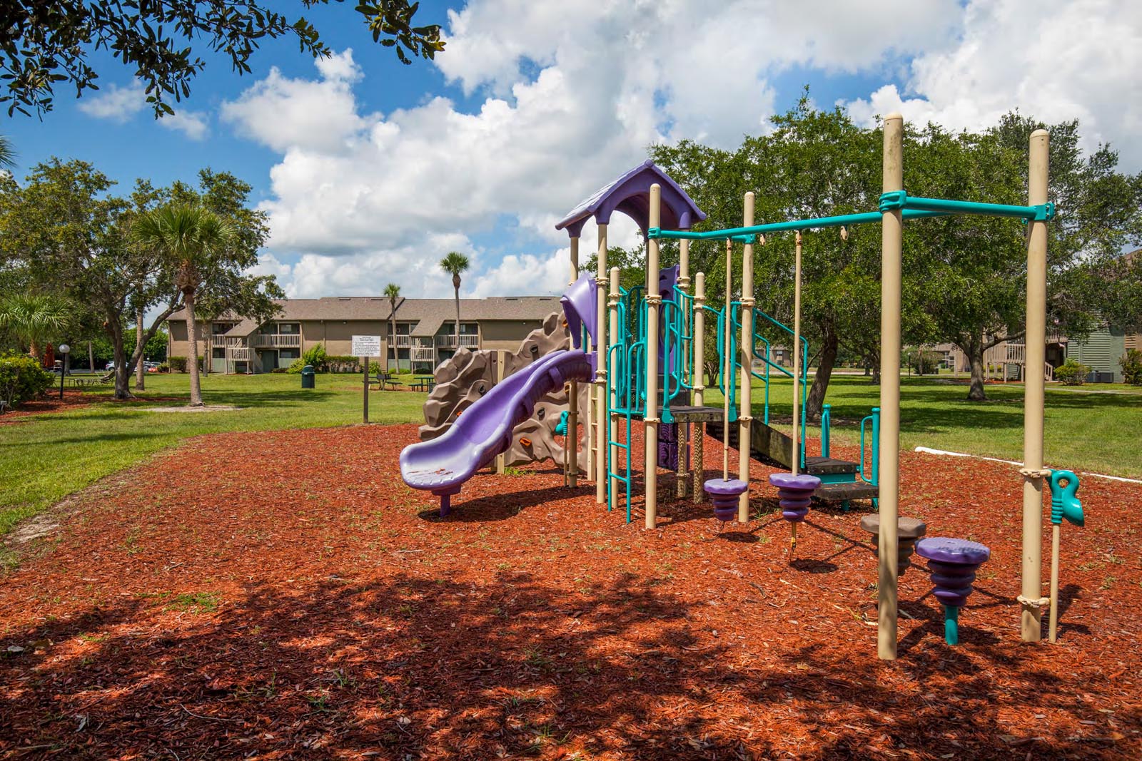 Lake Pointe Apartments